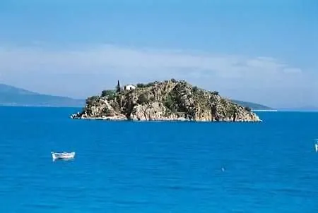 διαμέρισμα μια ανάσα από την θάλασσα!! Apartment
